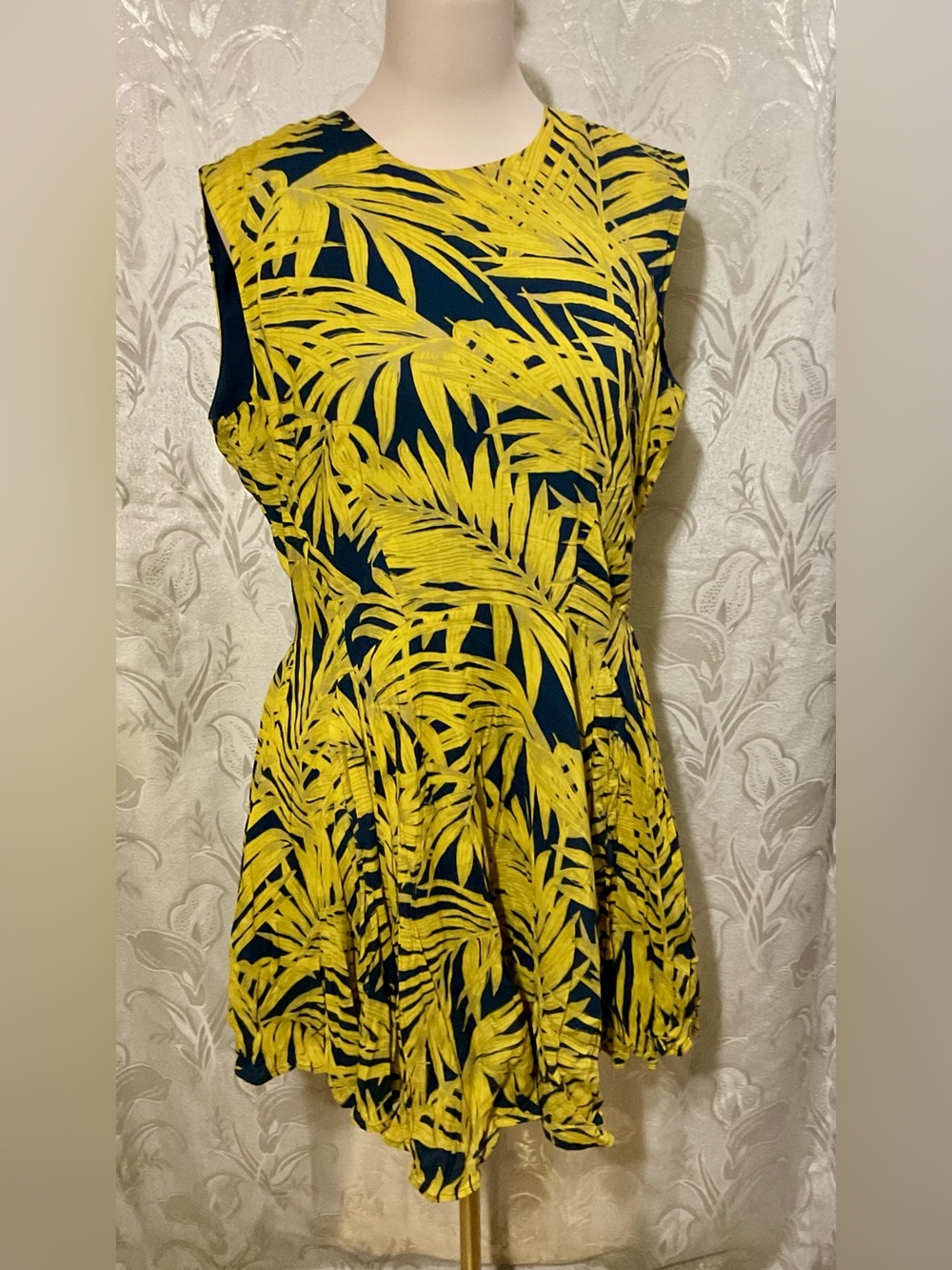 H&M Yellow Palm-Print Tank Fit Flare Dress on Navy